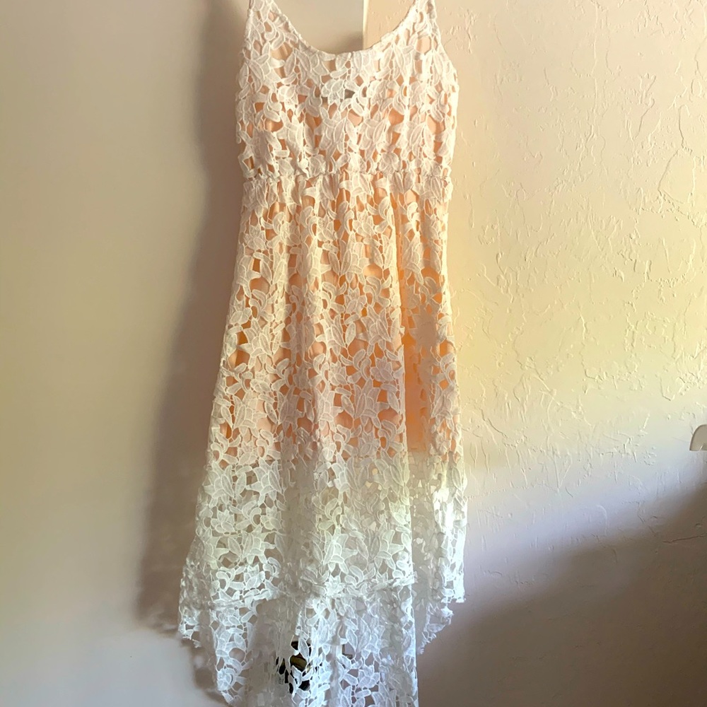 High-Low Lace Dress - Picture 5 of 9